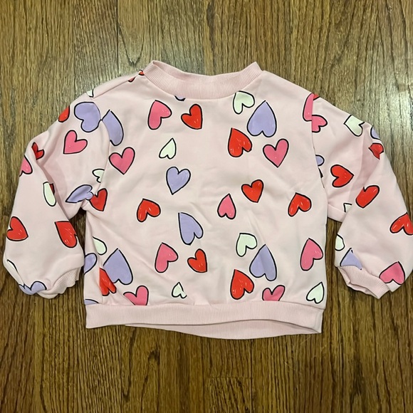 H&M kids heart sweatshirt - Picture 1 of 5